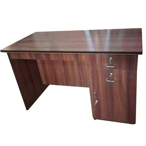 Wooden Computer Tables With Compartment For Home And Office Use