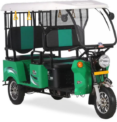 12 V 100 Ah 48 V Dc 500 Kg Loading Capacity 30 Kmph Electric Rickshaw