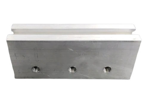 3X2X1 Inches Rectangular 50 Grams Galvanized Aluminium Bracket Application: Construction