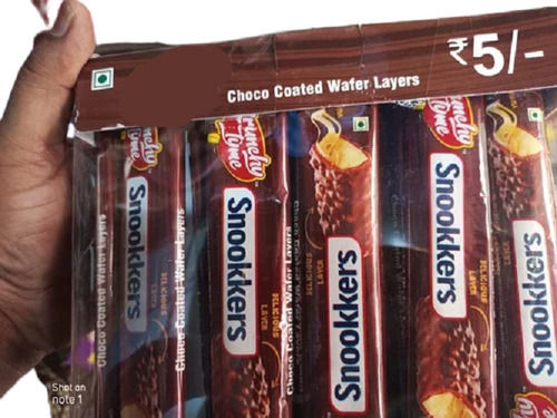 Sweet And Salty Flavoured Solid Chocolate Coated Wafer Bar Snacks