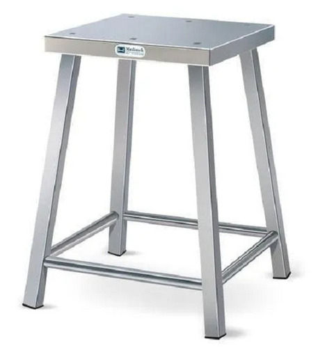 Machine Made 3X1 Feet Modern Stainless Steel Stool For Hospital