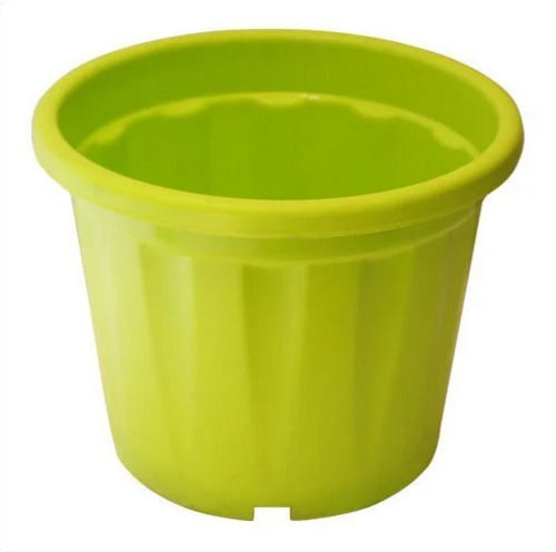 Green 5Mm Thick Plastic Flower Pot For Home And Office Usage