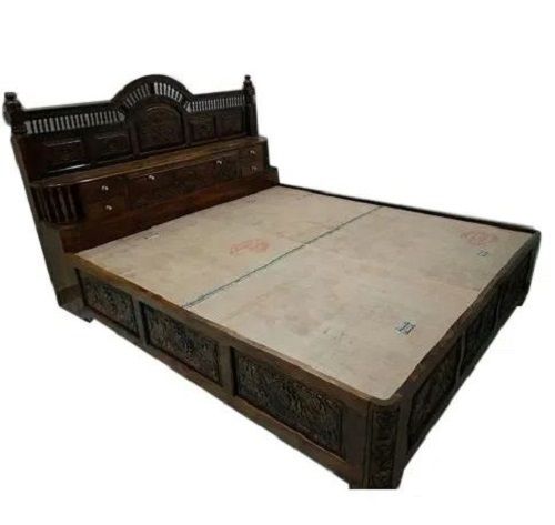 Machine Made 6 X 6.5 Feet Rectangular Polished Solid Wood Modern Double Bed For Indoor Use