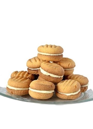 Tasty Hygienically Packed Crispy Round Shape Cream Biscuit