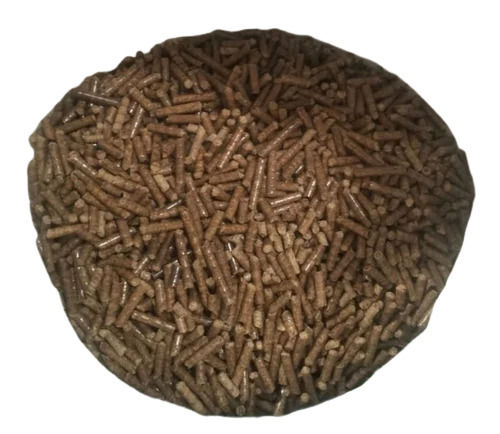 8% Moisture 1.9% Ash Content 72.25% Volatile Matter Dried Biomass Wood Pellet