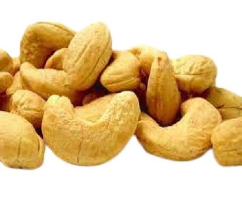 Medium Curved A-grade Healthy Commonly Cultivated Dried Wholes Cashew Nut