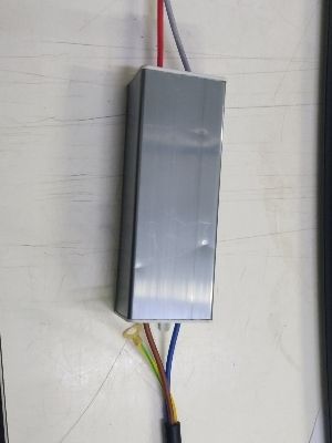 Grey 50 Watt 750 Ma 4 Kv Led Driver For Street Light And Flood Light