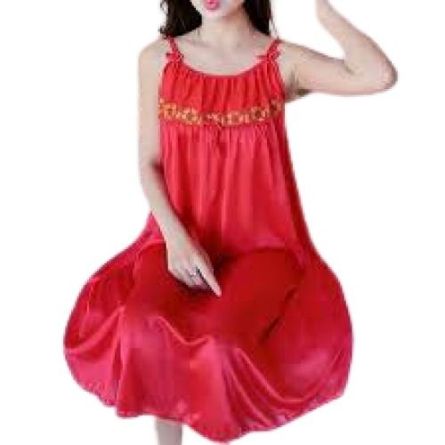 Red Ladies Comfortable And Breathable Night Wear Plain Sleeveless Satin Nighty