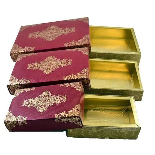Rectangular Eco Friendly Gloss Lamination Surface Handling Sweet Boxes