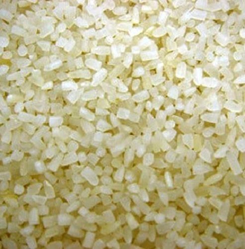 Brown 99% Pure And 100% Broken Dried Medium Grain Parboiled Rice 