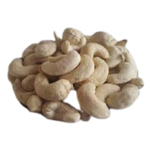 A Grade Curved Commonly Cultivated Healthy Raw Dried Cashew Nuts