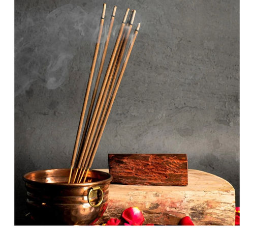 Eco Friendly Raw Agarbatti - 100% Natural Bamboo, Multi Color Stick Incense with Incense Holder, Ideal for Worship, 15-20 Minutes Burning Time