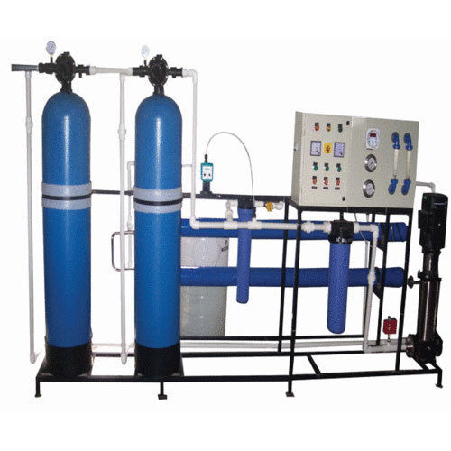 Industrial Ro Plant For Commercial Usage, Capacity 200-500 Liter/Hour