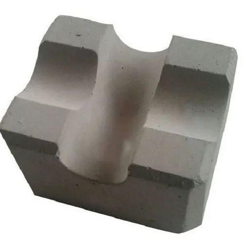 40 Millimeters Thickness 20X25 Mm Rectangular Roof Concrete Cover Block Carbonation Coefficient: 30%