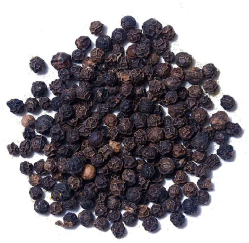 Piney Flavor Round Dried Raw Organic Black Pepper Shelf Life: 24 Months