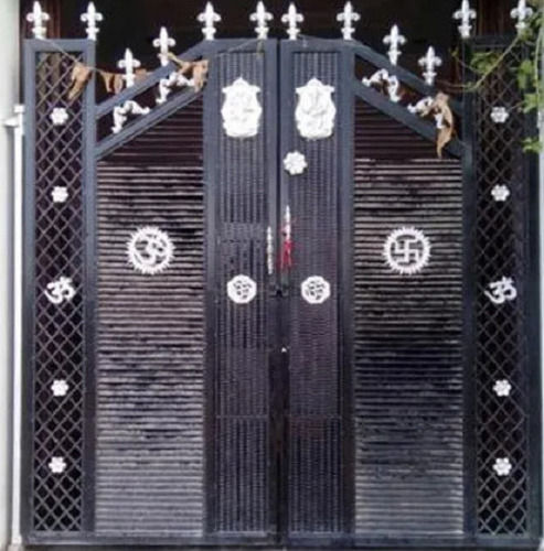 Classic Style Welding Powder Coated Swing Iron Gate For Home  Arm Length: D  Centimeter (Cm)