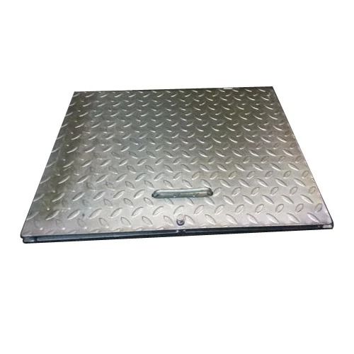 Premium Quality And Lightweight Stainless Steel Manhole Cover  Dimensions: 18 X 18 Inch (In)