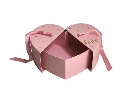 Pink 12X12X3 Cm Matte Finish Paper Heart Shaped Box For Gift Packaging 