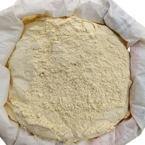 Corn Flour - Carbohydrate: 76 Grams (G)
