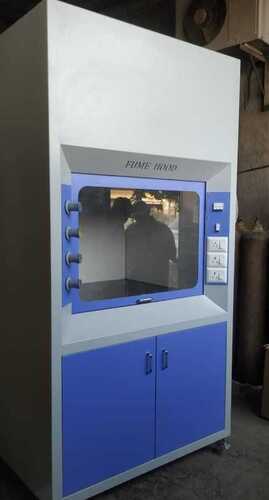 Single Phase/Three Phase Laboratory Fume Hood 240 V/440 V Dimension(L*W*H): 3*2*2 Foot (Ft)