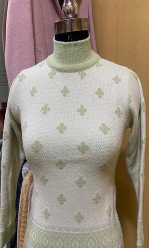 Ladies Fancy Modern Embroidered Full Sleeve Woolen Tops Age Group: 15-40