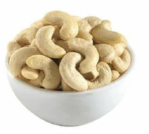 Commonly Cultivated Dried Raw Mild Flavor Cashew Nuts
