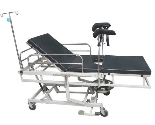 Non Coated Mild Steel Telescopic Labour Table For Hospital Use