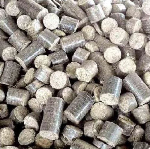 5 % Moisture Agro Biomass Briquettes Ash Content (%): 5%