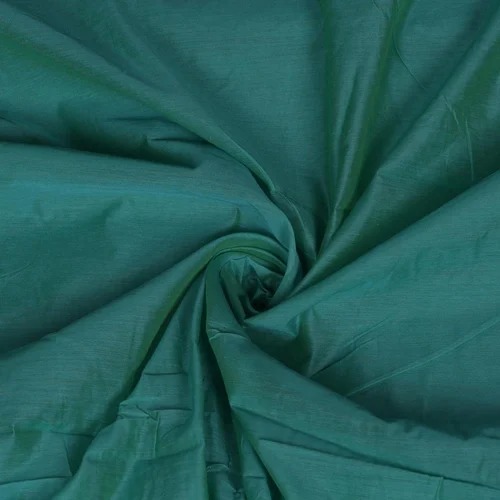 Green 100 Meter X 44 Inches Wide 840 Yards Count Plain Cotton Fabric For Garments Use