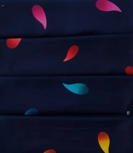 हल्के वजन और धोने योग्य प्रिंटेड कॉटन नाइटी फ़ैब्रिक