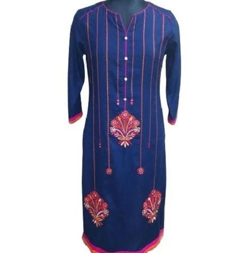 Round Neck 3/4Th Sleeve Straight Cotton Fancy Embroidered Ladies Kurti Bust Size: 32 Inch (In)