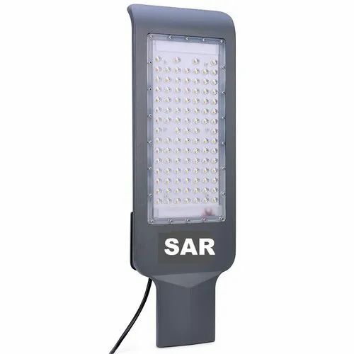 सड़क और फ्लाईओवर के उपयोग के लिए आयताकार आकार की एलईडी स्ट्रीट लाइट