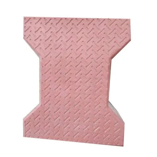 Red 36 Mm Thick 6X9 Inches 2202 Kg/M3 Density Slip Resistant Concrete Paver Block