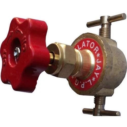 Corrosion Resistant Polished Brass Lpg High-Pressure Regulator Weight: 3.2  Kilograms (Kg)