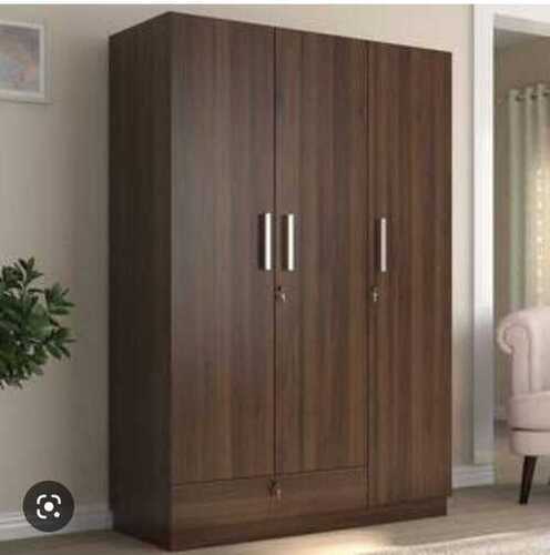 घर और होटल के उपयोग के लिए लकड़ी का ट्रिपल डोर वॉर्डरोब