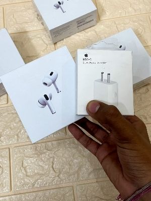 wireless earphone