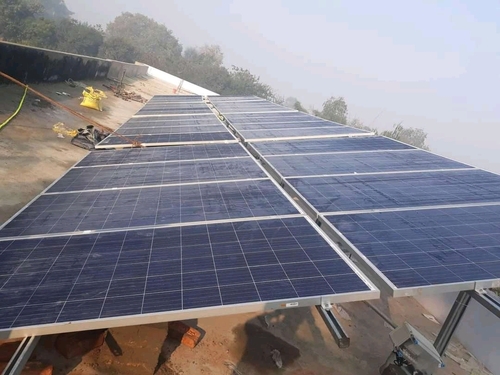 आवासीय और वाणिज्यिक उपयोग के लिए उच्च कुशल रूफटॉप सोलर पैनल