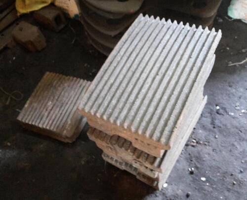 High Manganese Jaw Crusher Plates