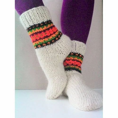 Ladies Winter Plain Woolen Socks For Daily Wear