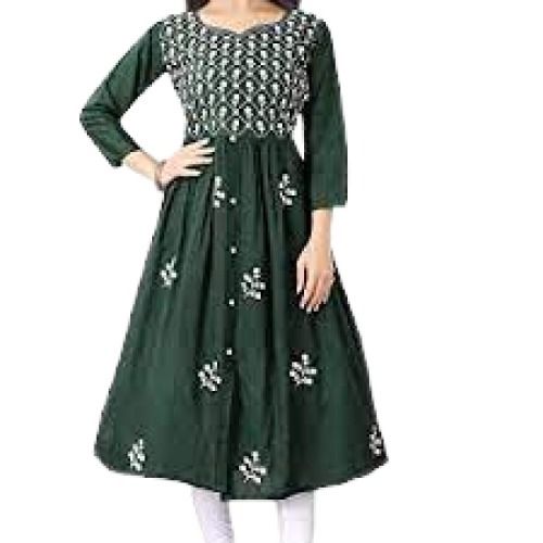 Ladies Embroidered 3/4Th Sleeves Casual Wear Rayon Kurti  Bust Size: 42 Inch (In)