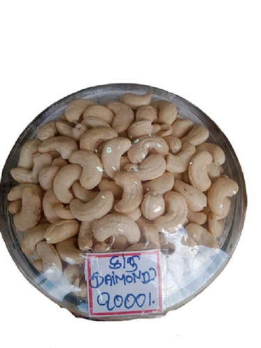 Raw A-grade Healthy Curved Shape Organically Cultivated Dried Cashew Nuts