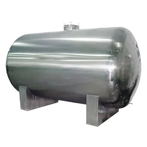 High Strength Polished Rust Free Cylindrical Mild Steel Industrial Tank Storage  Application: Chemicals/Oils