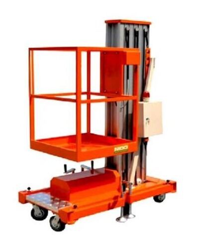 2X1.5X6 Foot 130 Kg Load Holding Capacity Aluminium Aerial Work Platform Application: Construction