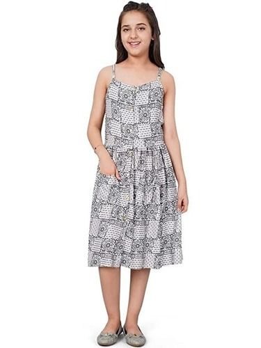 Washable And Comfortable Sleeveless Casual Wear Printed Rayon Frock For Girls