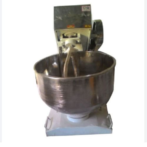 Semi Automatic 10-15 Kg Capacity Flour Mixing Machine