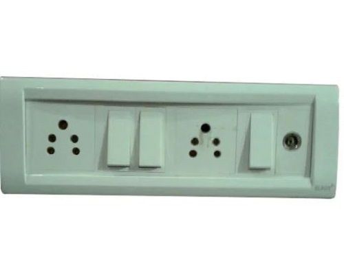 White 240 Volt Rectangular Polycarbonate 3 Switch Electric Board