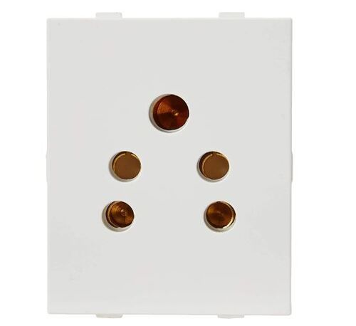 White 6 Ampere And 230 Volt Polycarbonate Electrical 5 Pin Socket 