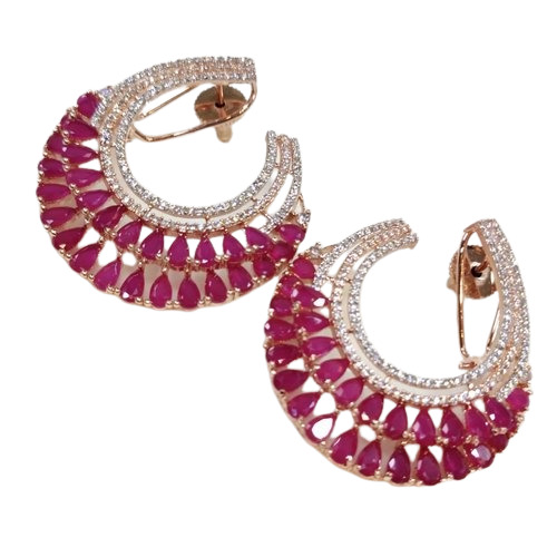 90 ग्राम फैंसी पार्टी वियर स्टोन और ब्रास डिज़ाइनर ईयररिंग लिंग: महिलाएं