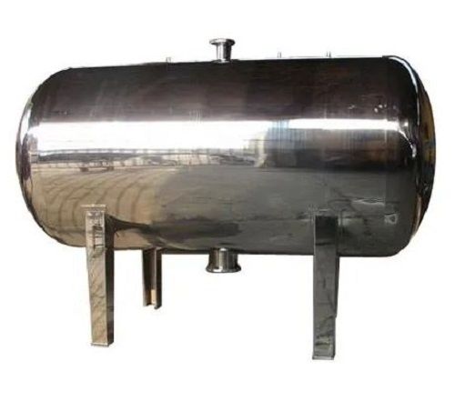 Polished Stainless Steel Chemical Storage Tank For Industrial Purpose Capacity: 600 Liter/Day