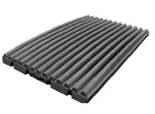 Black Rectangular Mild Steel Jaw Plates For Industrial Purpose 